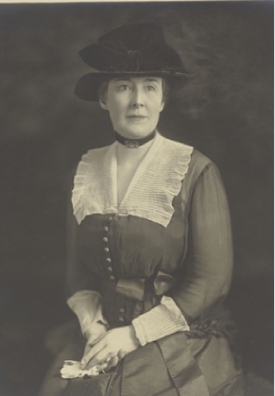 Portrait Carrie Fulton-Phillips